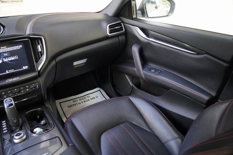 2019 Maserati Ghibli