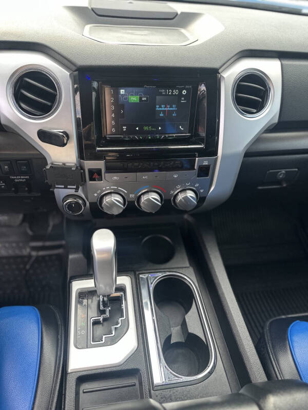 2018 Toyota Tundra SR5