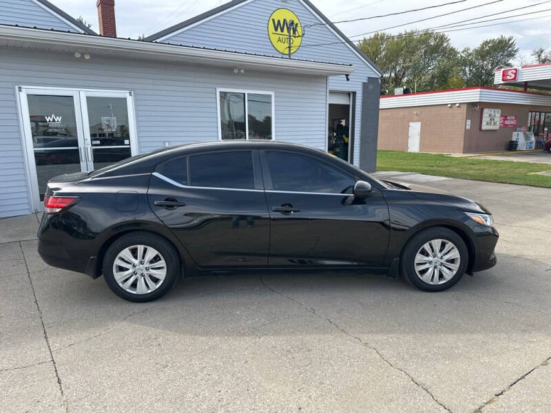 2021 Nissan Sentra S's photo