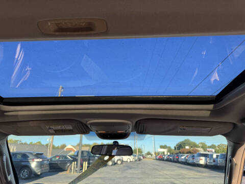 2005 Toyota Sequoia SR5