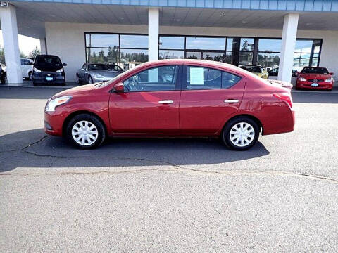 2019 Nissan Versa SV