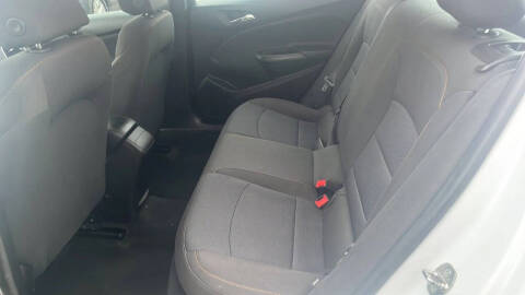 2017 Chevrolet Cruze LS Auto