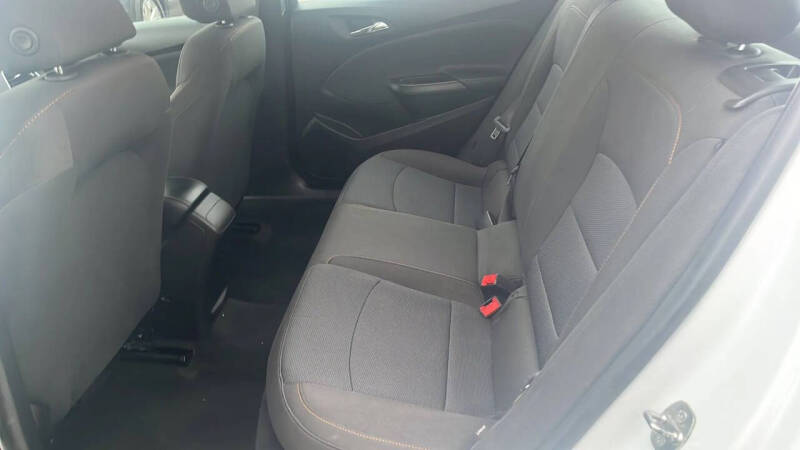 2017 Chevrolet Cruze LS Auto