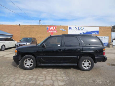 2004 GMC Yukon for sale at Rondo Truck & Trailer in Sycamore IL