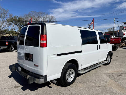 2018 GMC Savana 2500