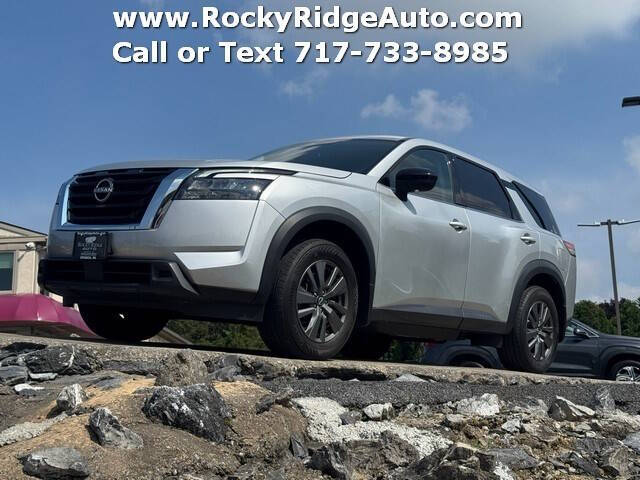 2023 Nissan Pathfinder S