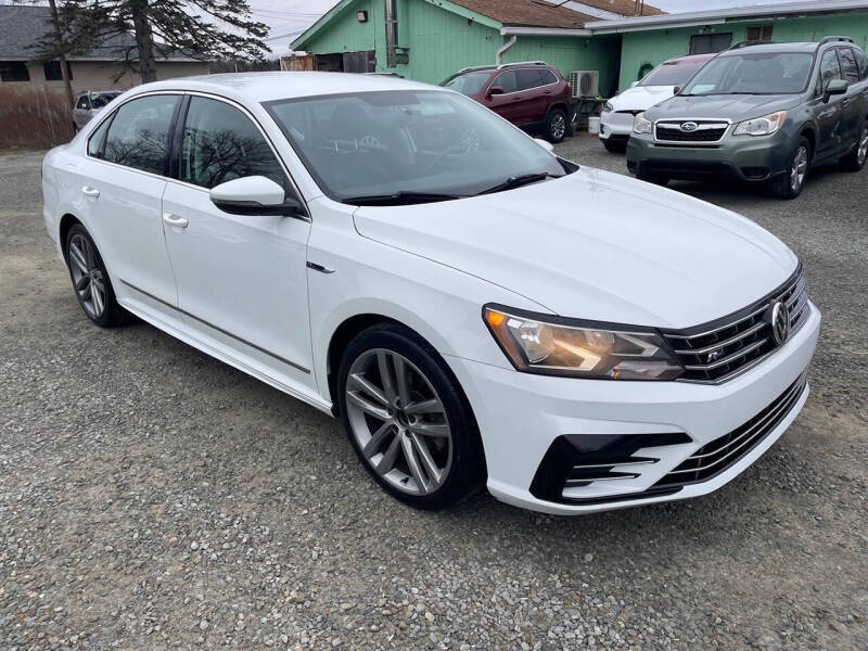 2017 Volkswagen Passat 1.8T R-Line