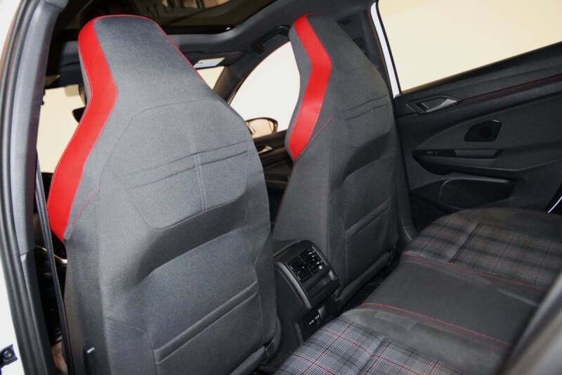 2022 Volkswagen Golf GTI SE