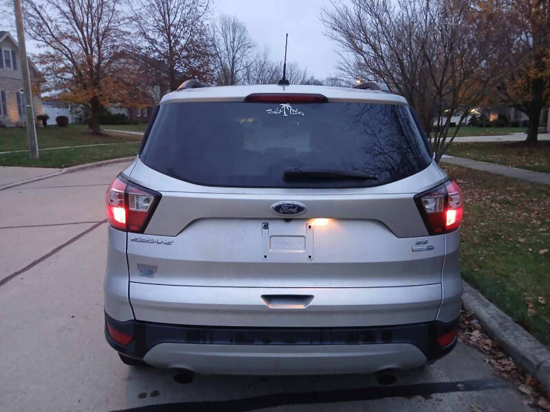 2018 Ford Escape SE