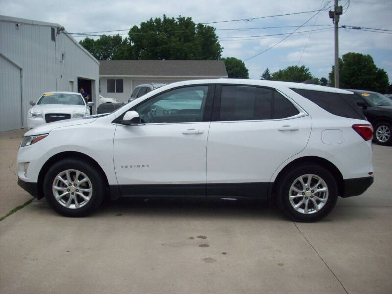 Used 2020 Chevrolet Equinox LT with VIN 2GNAXUEV4L6226637 for sale in Seneca, KS