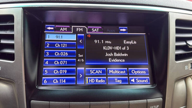 2013 Lexus LX 570