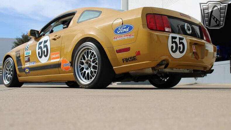 2005 Ford Mustang