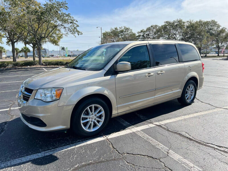 2014 Dodge Grand Caravan for sale at Florida Prestige Collection in Saint Petersburg FL