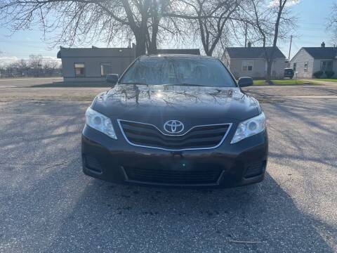 2010 Toyota Camry for sale at United Motors in Saint Cloud MN