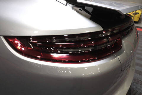 2019 Porsche Panamera 4