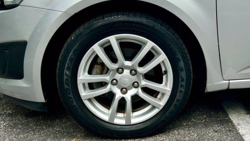 2015 Chevrolet Sonic LT Auto