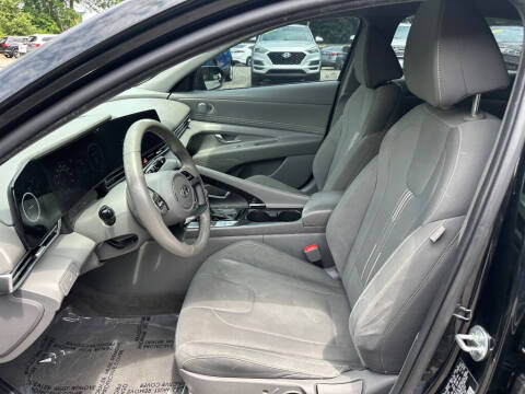 2023 Hyundai Elantra