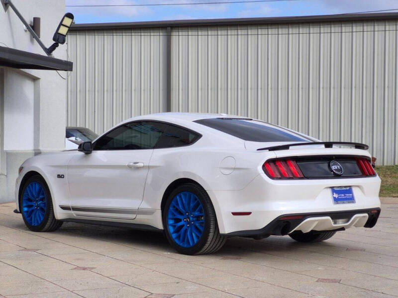 2017 Ford Mustang GT Premium