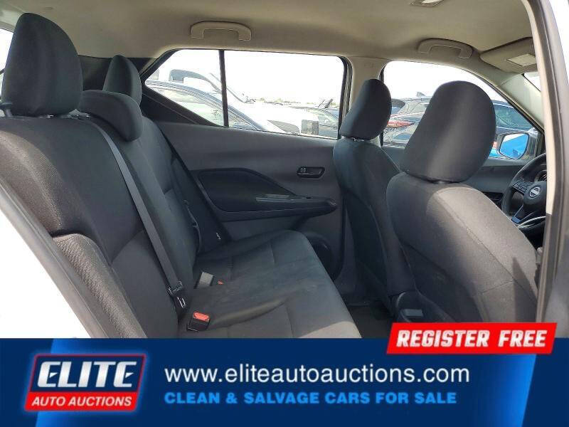 2024 Nissan Kicks S