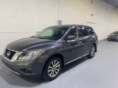 2014 Nissan Pathfinder SV