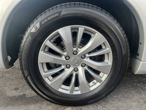 2016 Infiniti QX80