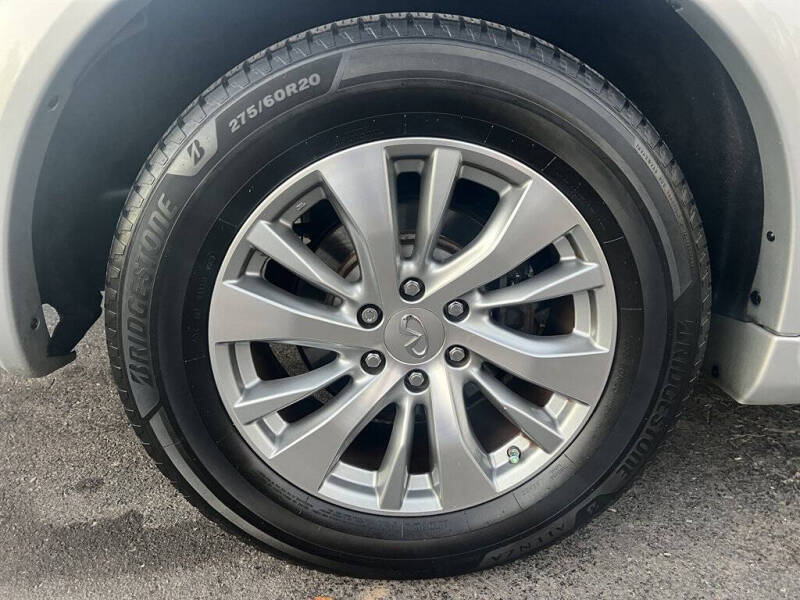 2016 Infiniti QX80