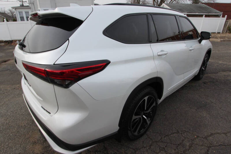 2022 Toyota Highlander XSE photo 51