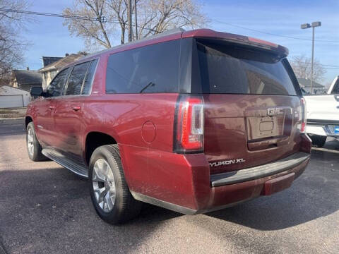 2016 GMC Yukon XL SLT