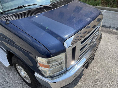 2009 Ford E-Series E-350 SD