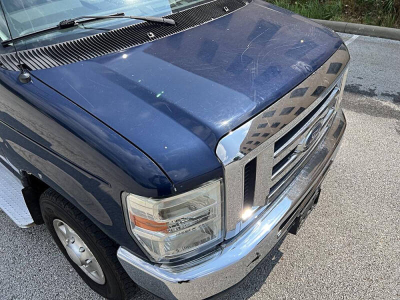 2009 Ford E-Series E-350 SD