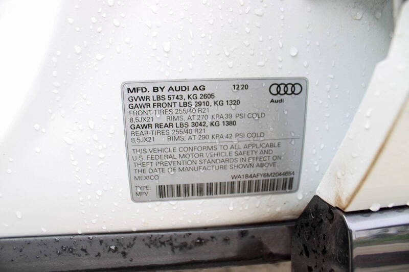 2021 Audi SQ5 3.0T quattro Premium Plus