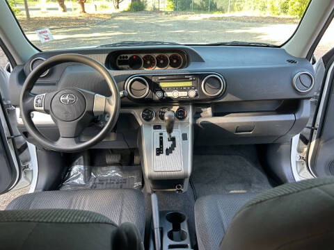 2008 Scion xB