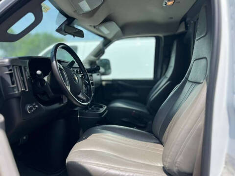 2019 Chevrolet Express 2500
