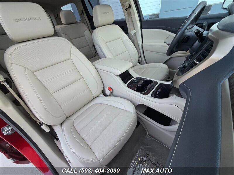 2021 GMC Acadia Denali