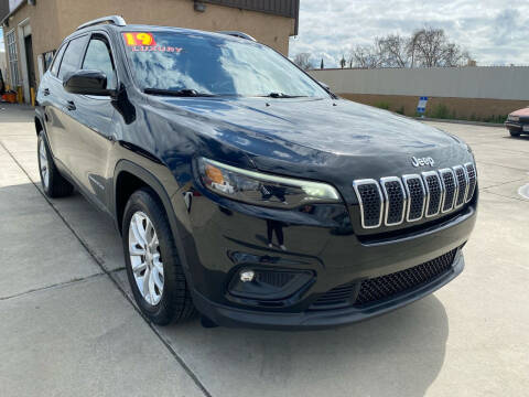 2019 Jeep Cherokee for sale at Super Car Sales Inc. - Modesto in Modesto CA