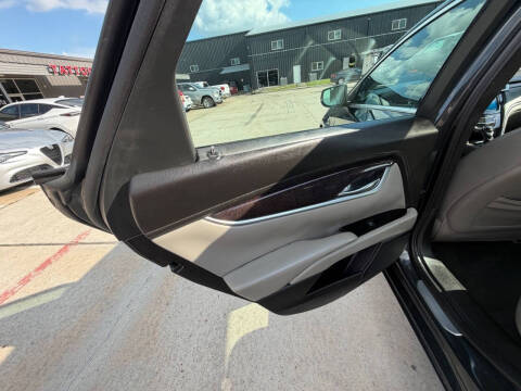 2013 Cadillac XTS Luxury Collection