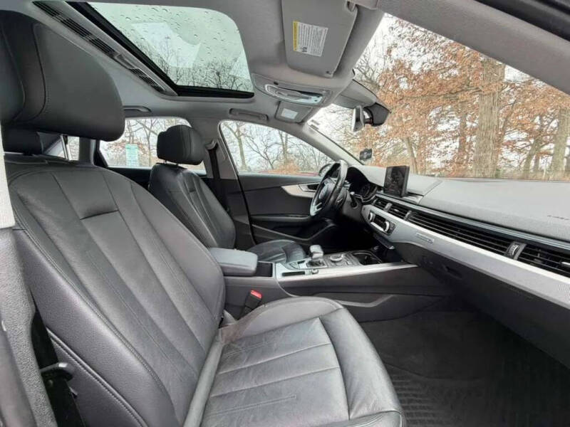 2017 Audi A4 2.0T quattro Premium