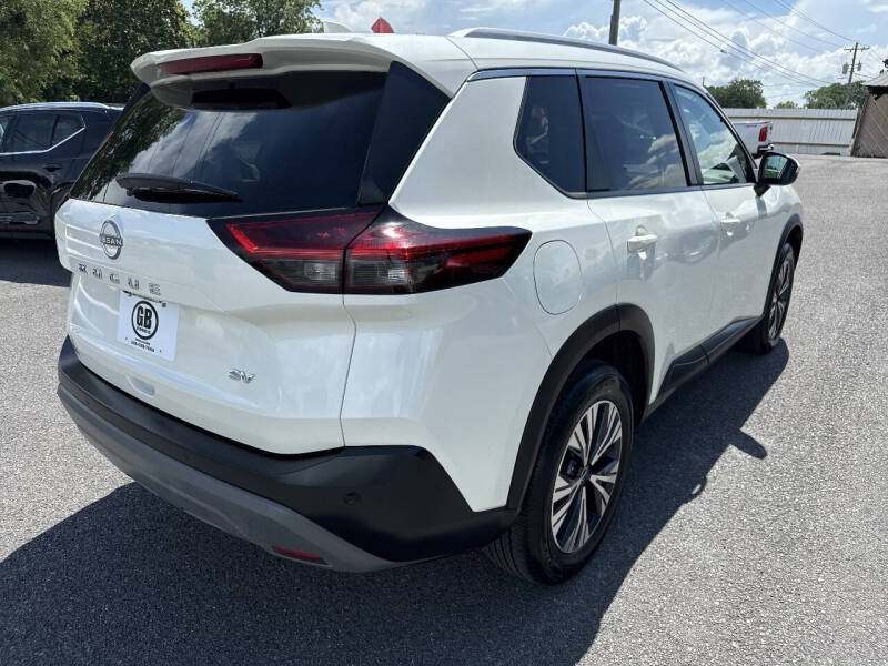 2022 Nissan Rogue SV