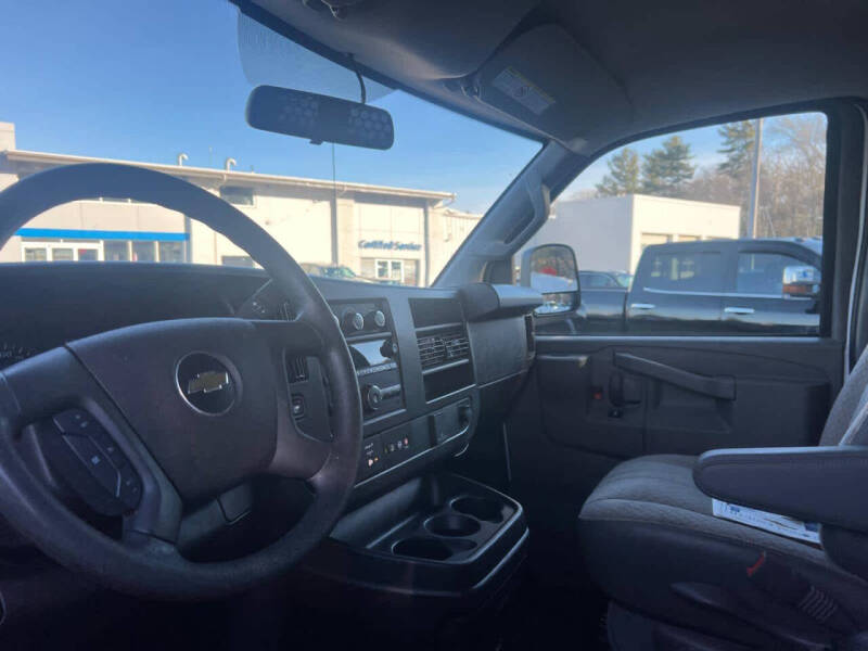 2024 Chevrolet Express 3500