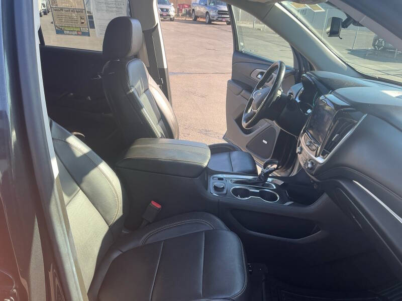 2021 Chevrolet Traverse Premier