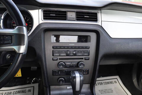 2014 Ford Mustang V6 Premium