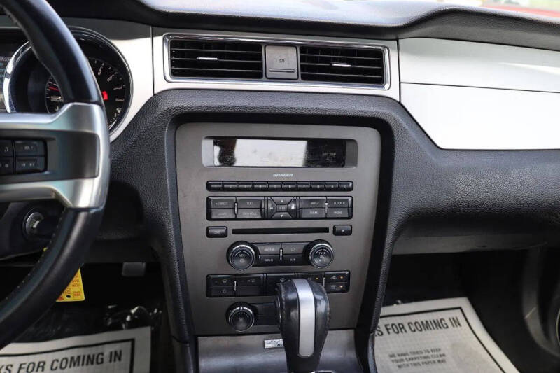 2014 Ford Mustang V6 Premium