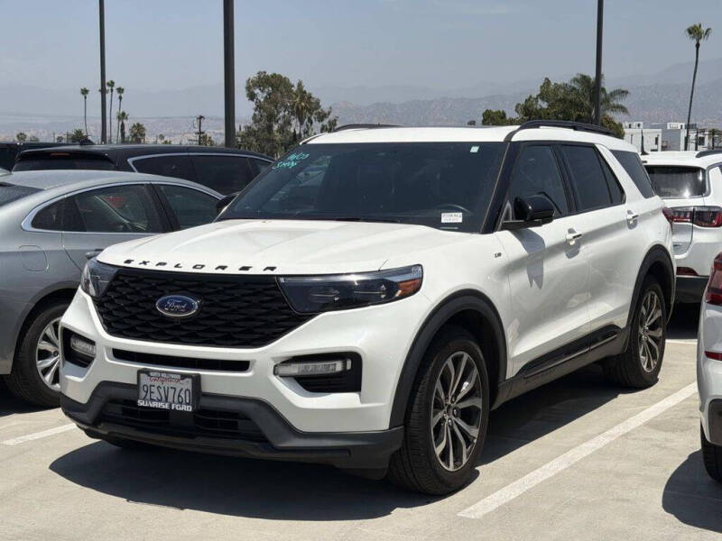 2022 Ford Explorer ST-Line