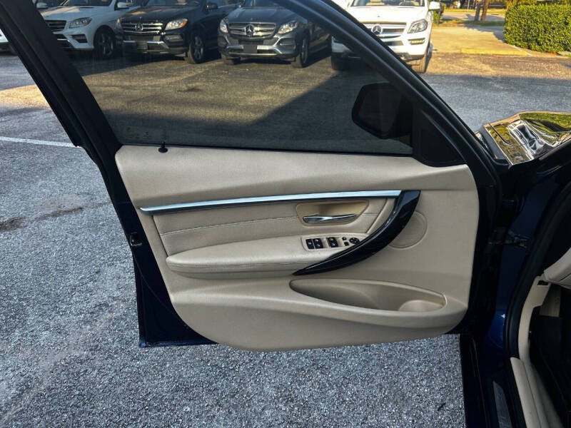 2016 BMW 3 Series 328i