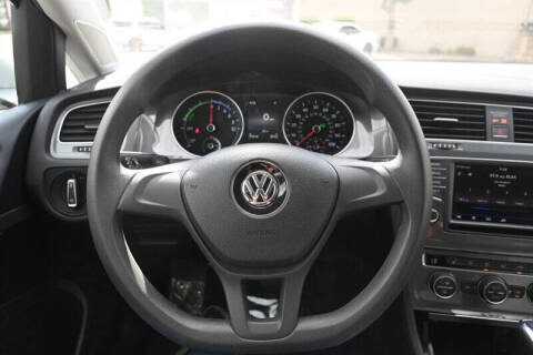 2016 Volkswagen e-Golf SE