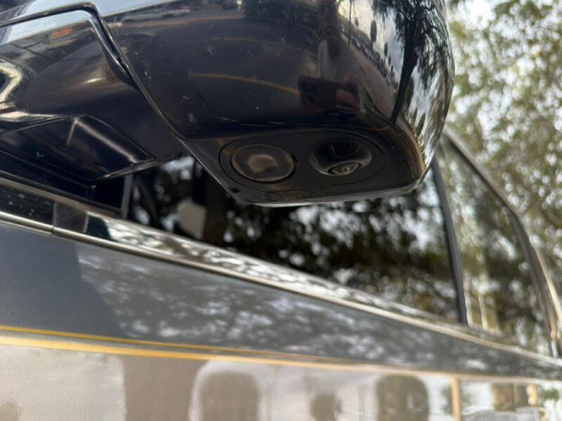 2017 Cadillac Escalade ESV Premium Luxury