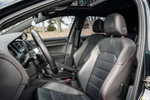 2016 Volkswagen Golf GTI SE