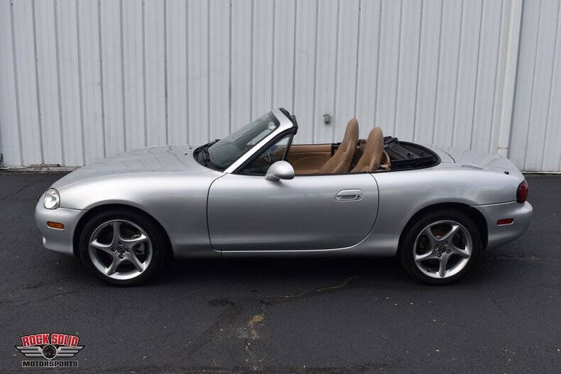 2002 Mazda MX-5 Miata