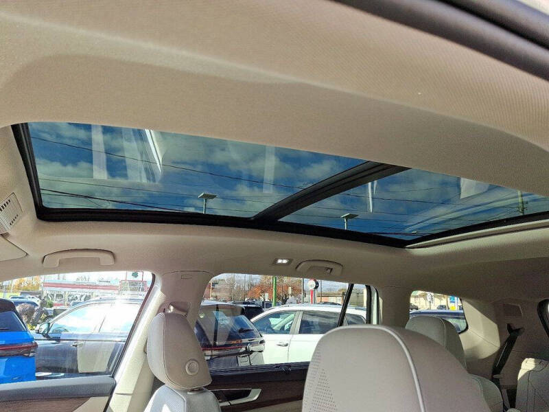 2026 Volkswagen Atlas SEL Premium R-Line 4Motion