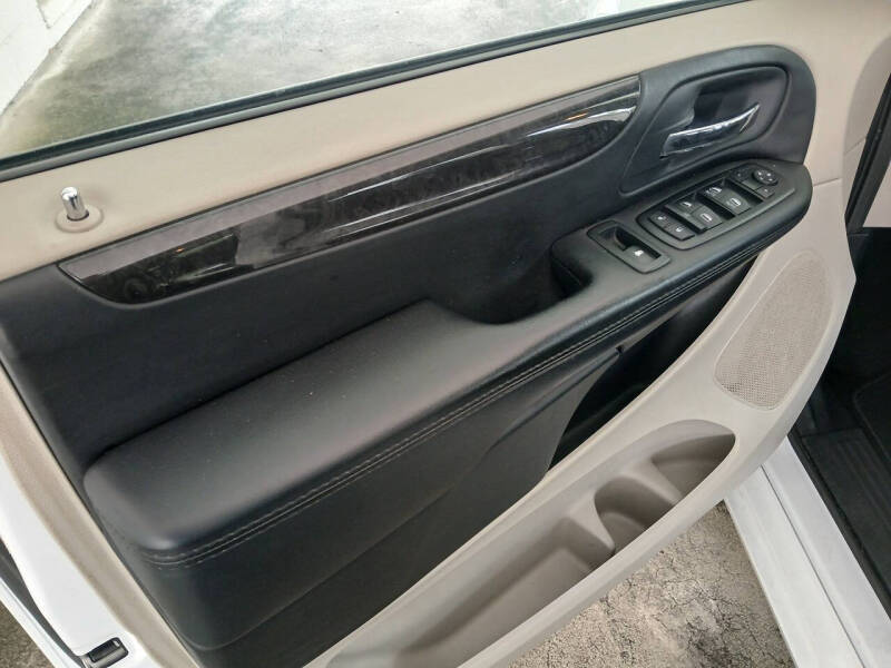 2014 Dodge Grand Caravan SXT